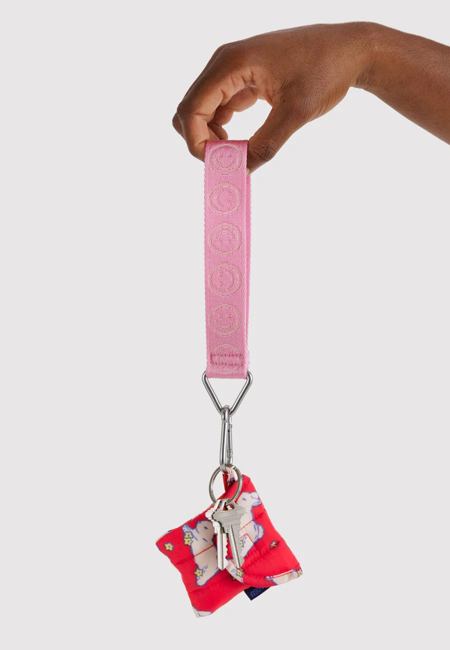 Baggu Logo Keychain Pink Happy - Image 3