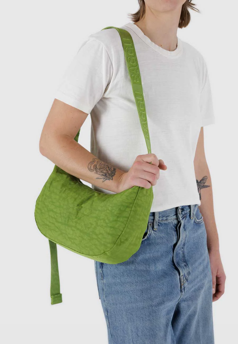 Baggu Medium Nylon Crescent Bag Green Juice - Image 2