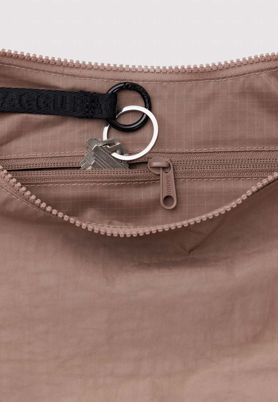 Baggu Medium Nylon Crescent Bag Toasted Almond - Image 3