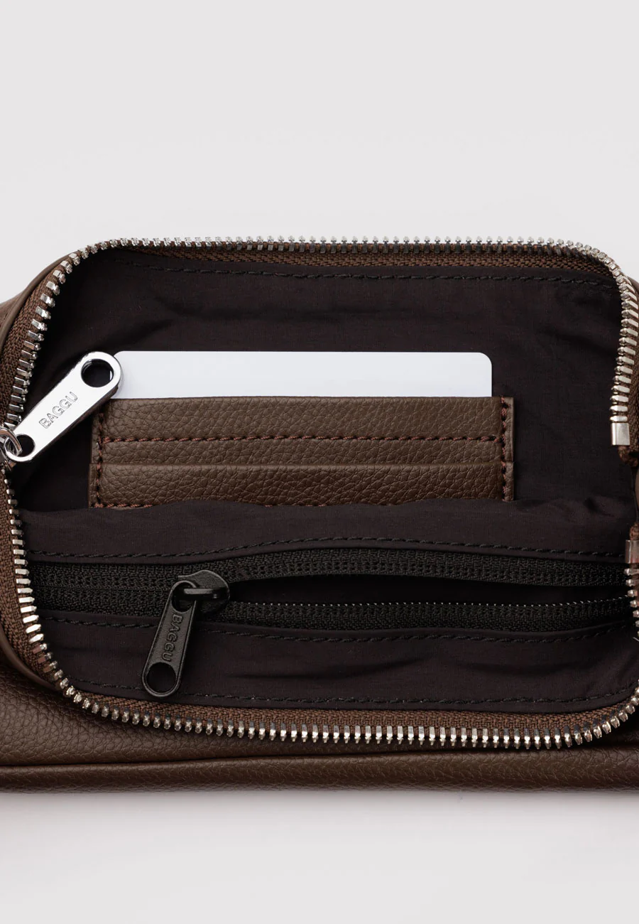 Baggu Recycled Leather Pochette Brown - Image 3