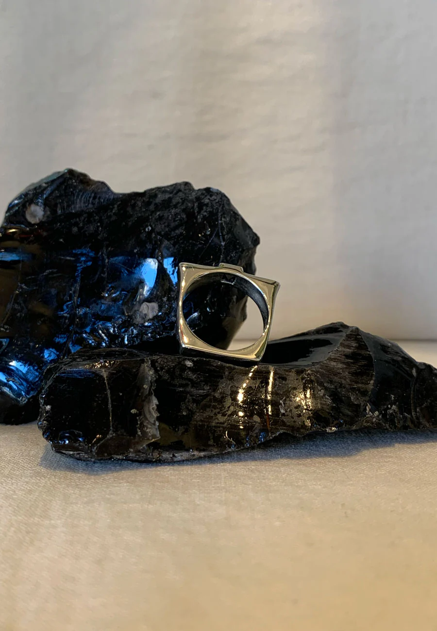 Chills Steady Ring Sapphire - Image 3