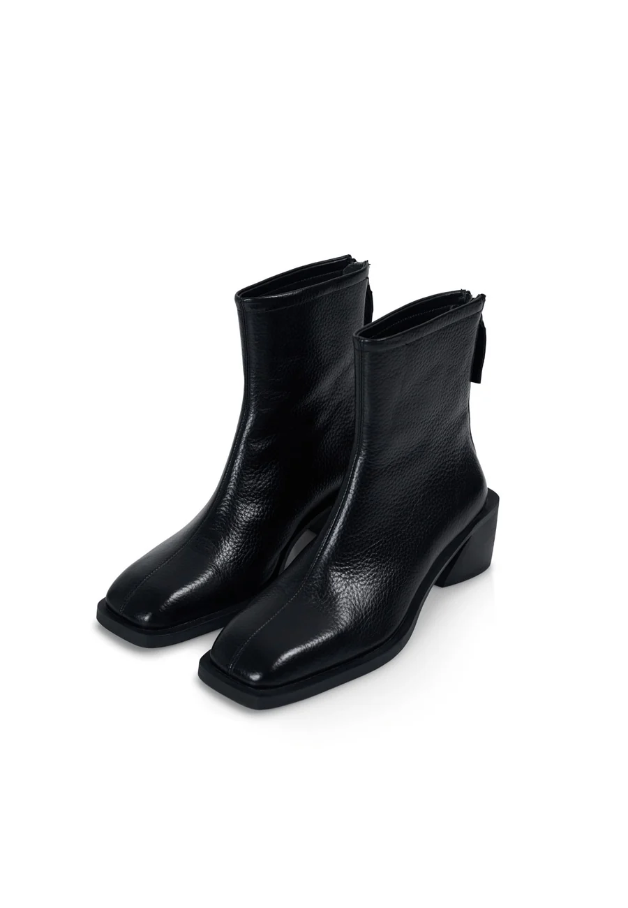Commonplace Essentials Brooklyn Square Toe Boot Black - Image 3
