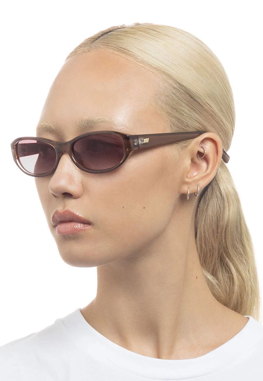 Le Specs Don't Cha Pearl Chocolate - Image 4