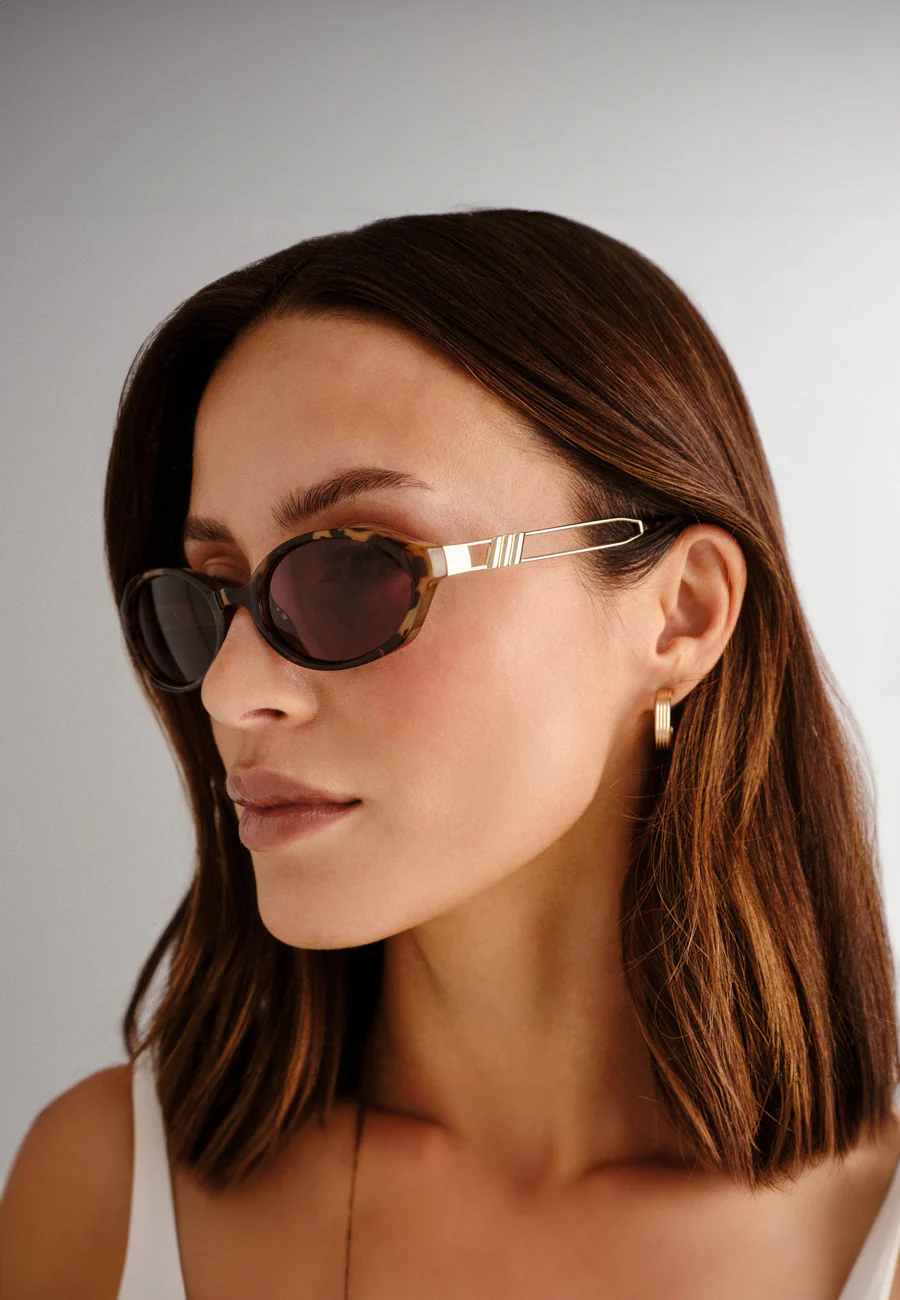 Le Specs Lunita Tort - Image 4