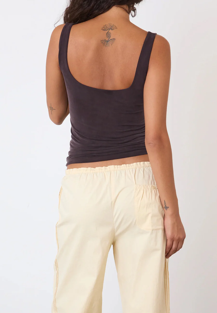 Peachy Den Kylie Vest Cupro Chocolate - Image 4